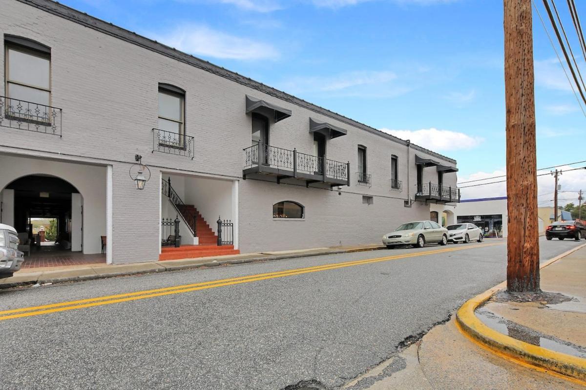 Eagle Exec Loft In Downtown Statesboro Leilighet Eksteriør bilde